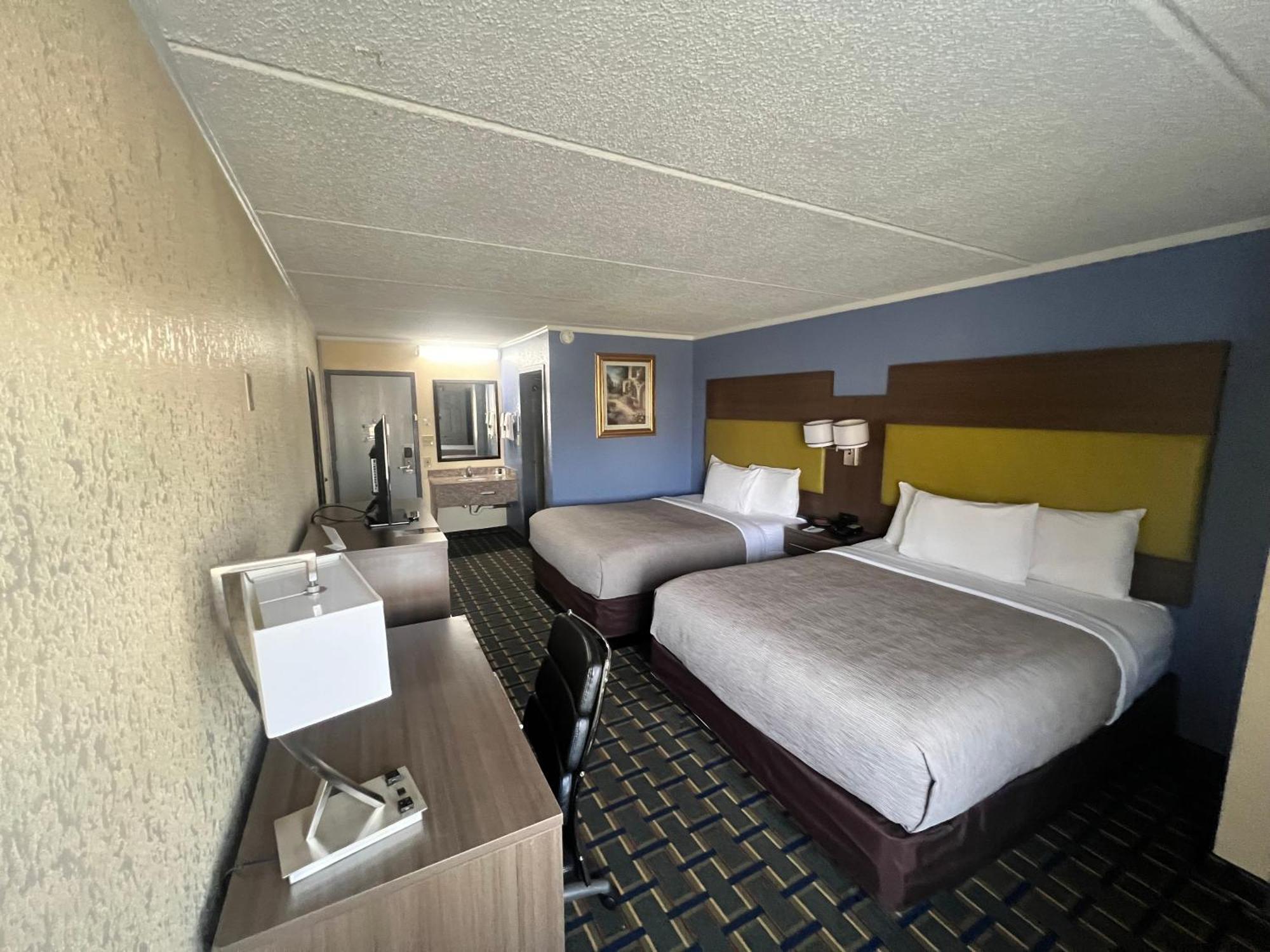 Quality Inn & Suites Near Six Flags East Atlanta Eksteriør billede